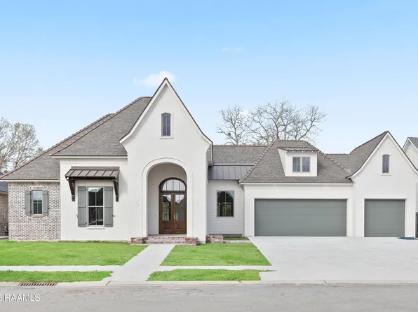 105 Reservoir Rd, Broussard, LA 70518