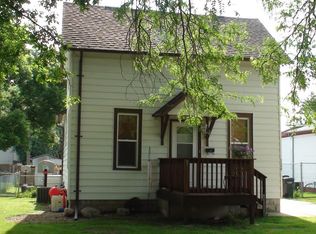 1104 N Garfield Ave, Sioux Falls, SD 57104