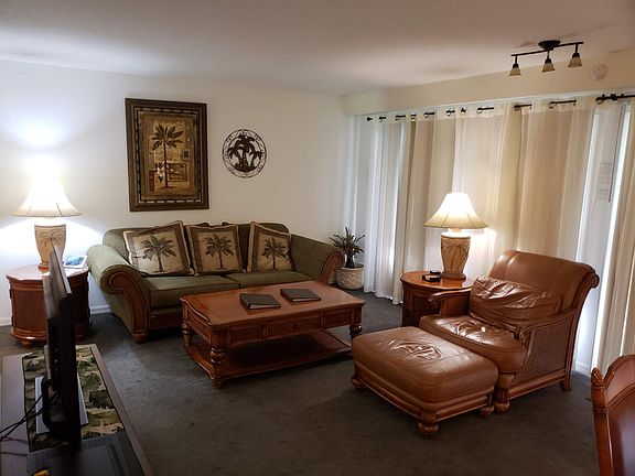 3rd image of 5072 Sherwood Ln