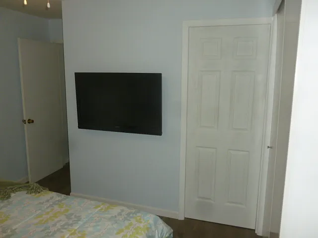 Main bed room with door to living room visible to the left