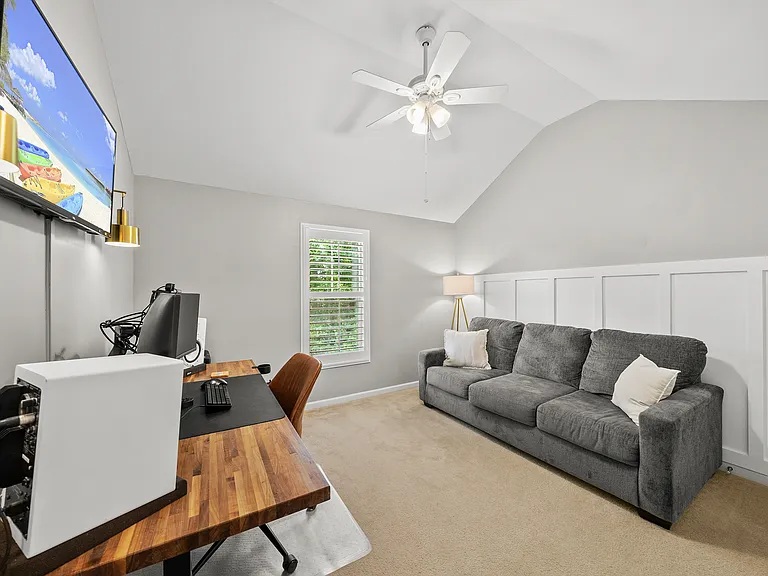 919 Award St — Photo 27