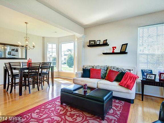5th image of 12105 Seven Falls Ct