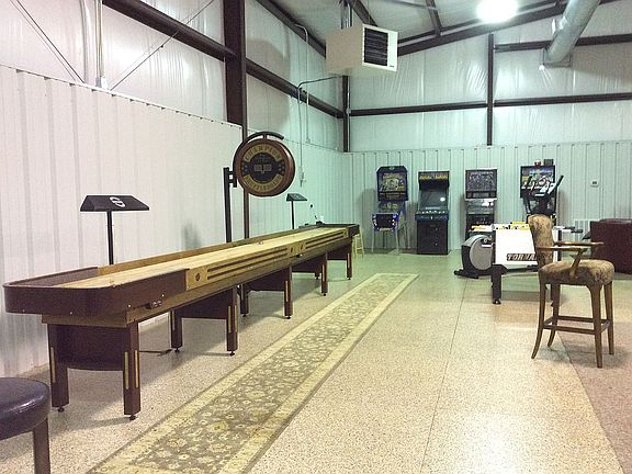 3800 SQ FT HEAT/AC/BTHRM