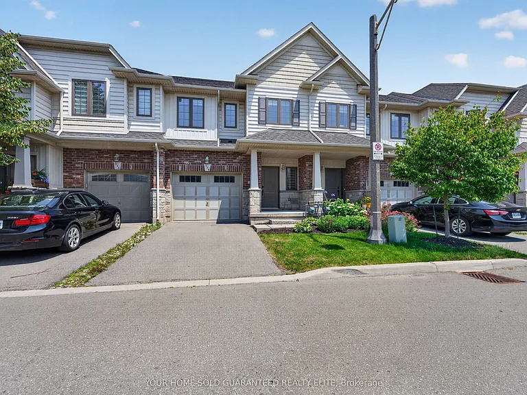 114 Dunrobin Ln — Photo 2