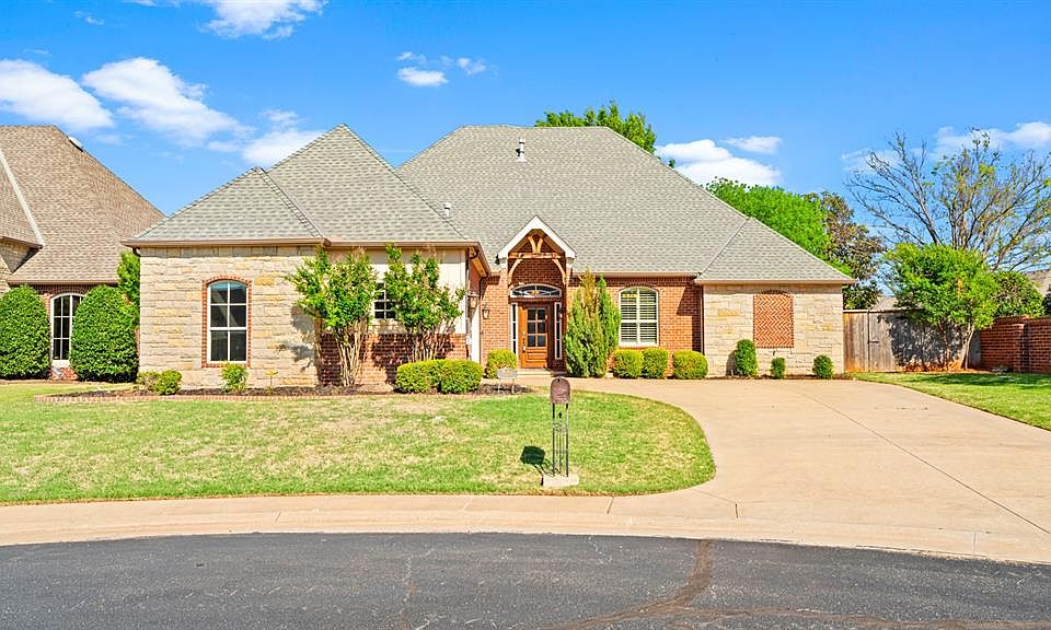 1st image of 12300 Maiden Ln