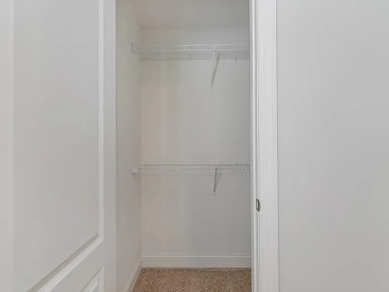 620 Parkington Ln — Photo 36