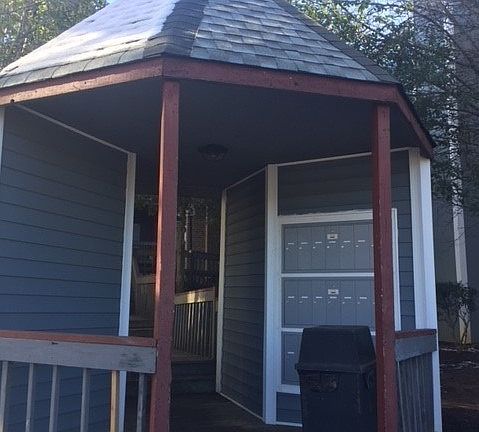 3rd image of 5612 Farm Pond Ln APT 115