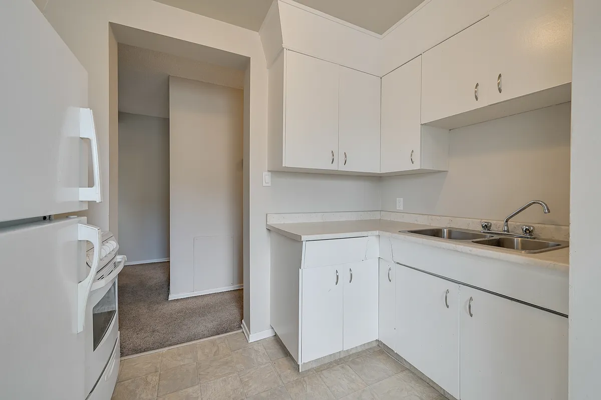 Building Photo - 10950 83rd St NW