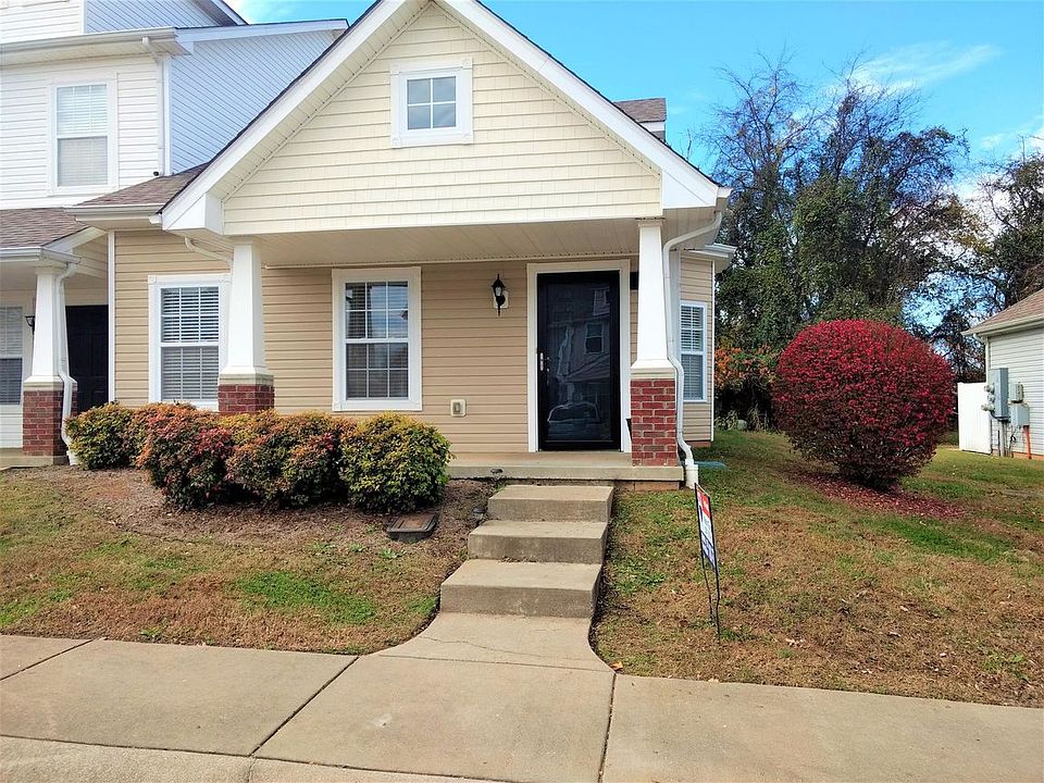 1st image of 161 Alexander Blvd