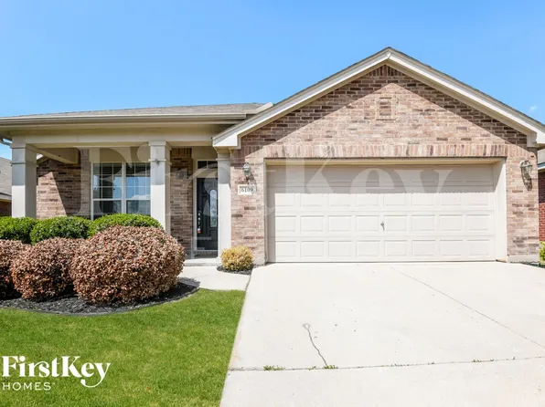 6109 Paddlefish Dr, Fort Worth, TX 76179