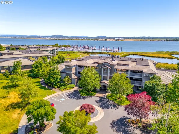 5525 SE Scenic Ln Unit 300, Vancouver, WA 98661
