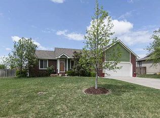 4613 N Farmstead Ct, Wichita, KS 67220