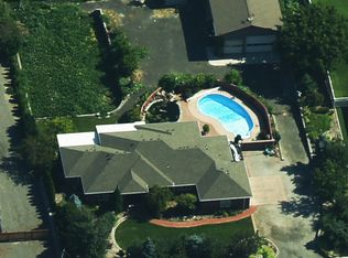 910 S Highland Dr, Kennewick, WA 99337