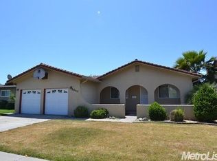 5840 E Mohican Dr, Manteca, CA 95336