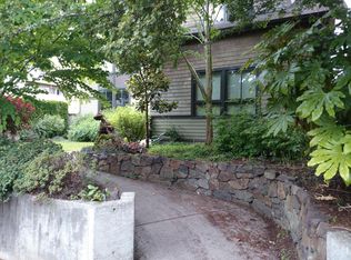 5404 Keystone Pl N, Seattle, WA 98103