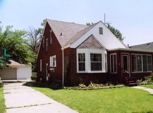 33 S Highland St, Mount Clemens, MI 48043