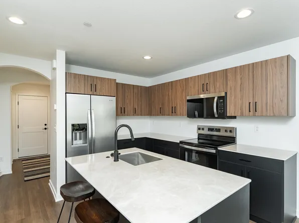 1085 Century Village Ln NE, Rochester, MN 55906