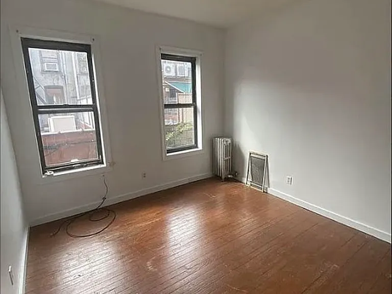 255 Bergen St #16 — Photo 1