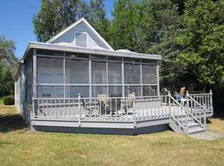 1625 S Lakeshore Rd, Harbor Beach, MI 48441