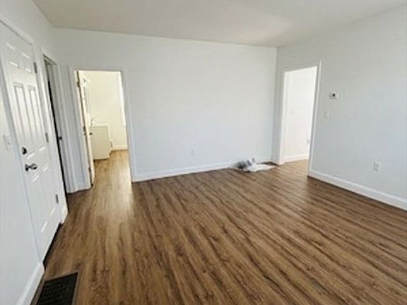 5th image of 10 Spring St