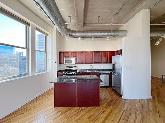 2nd image of 2107 Grand Blvd APT 602