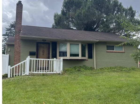323 Mount Vernon Ave, Laurel Springs, NJ 08021