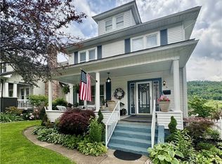 9 Poplar St, Bridgeport, OH 43912