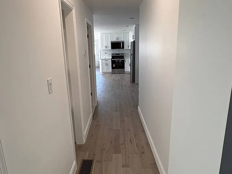 1331 Dickinson St #1 — Photo 6