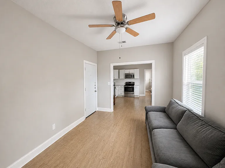 3720 Sockwell Blvd #5 — Photo 1