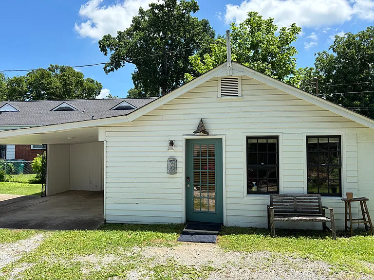 1720 Greenwood Ave #B — Photo 11