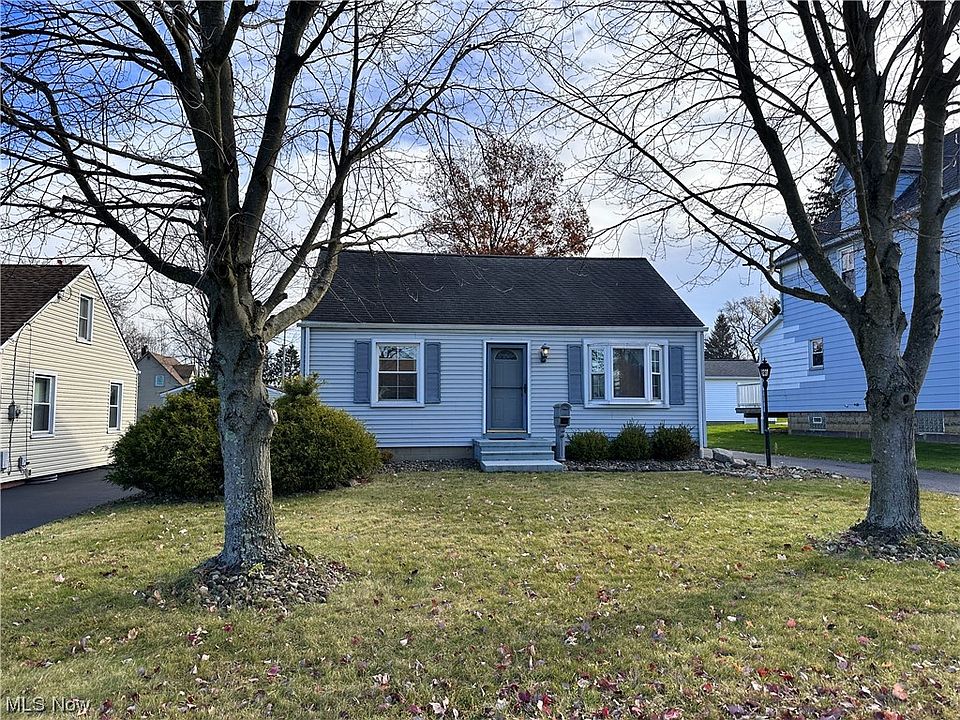 1st image of 111 Caroline Ave