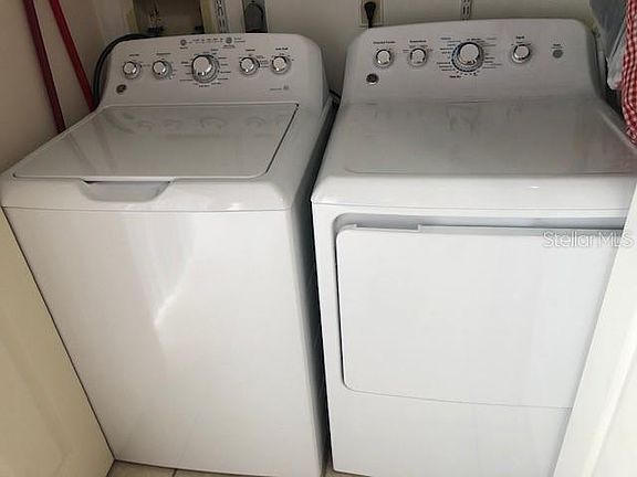 5th image of 11 Silver Swan Ct