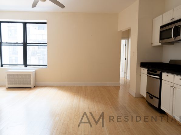 31 Ocean Pkwy #25