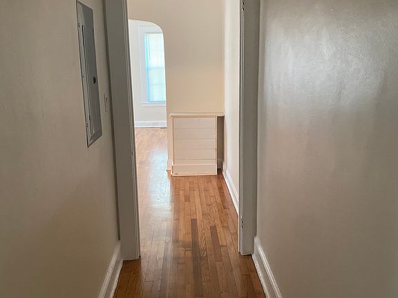 5th image of 1109 N Buchanan Blvd #A