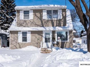 336 26th St SW, Mason City, IA 50401