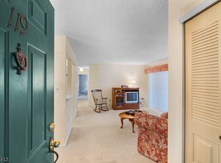 119 Rachel Ct, Franklin Park, NJ 08823