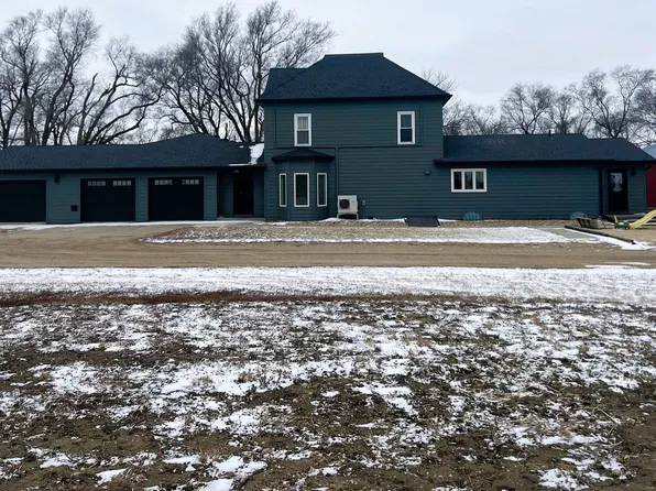 37006 281st St, Geddes, SD 57342