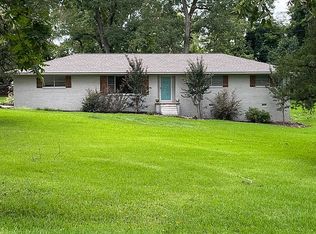 212 Windsor Rd, Starkville, MS 39759