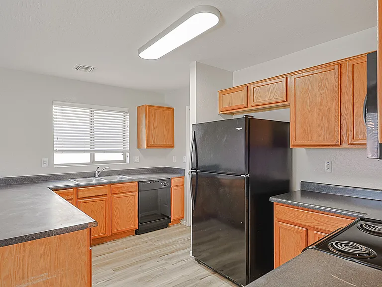 8608 W Superior Ave — Photo 10