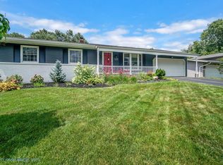 1607 Peachtree Dr, Valparaiso, IN 46383