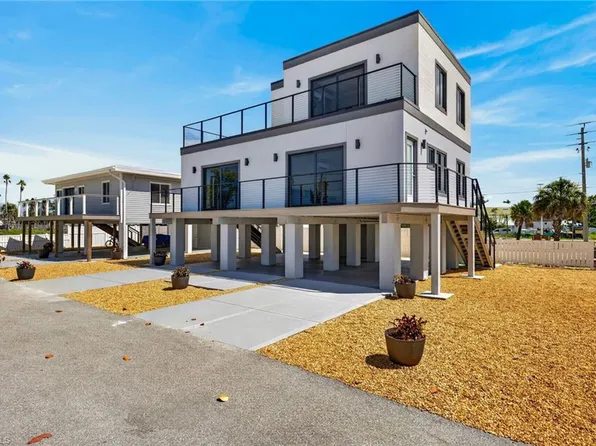 71 Mango ST, FORT MYERS BEACH, FL 33931