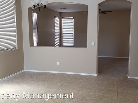 3rd image of 3719 S 71st Ln