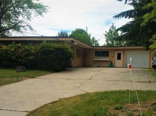 3179 Veterans Dr, Traverse City, MI 49684