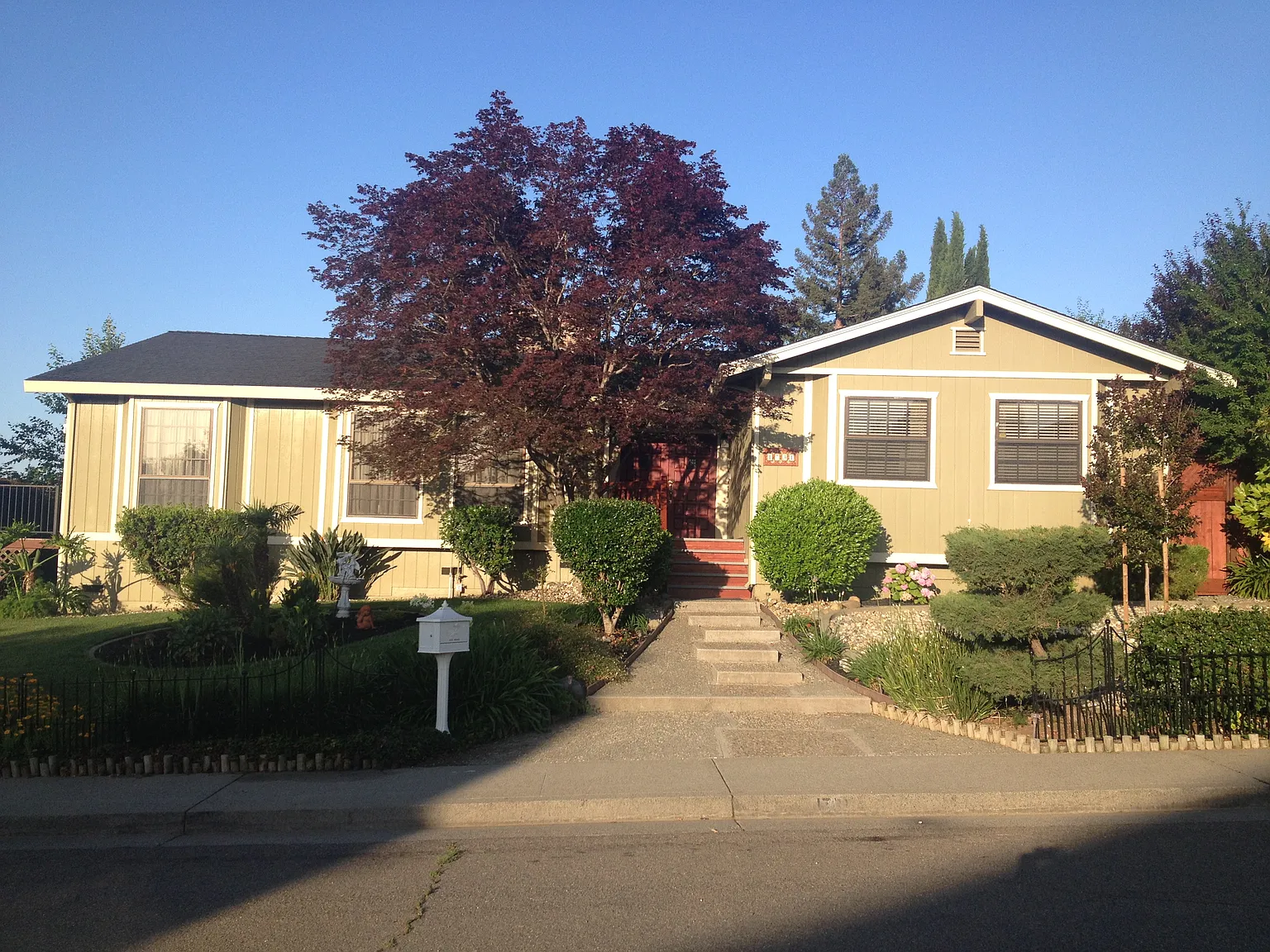 1731 Kearny Ct photo 1