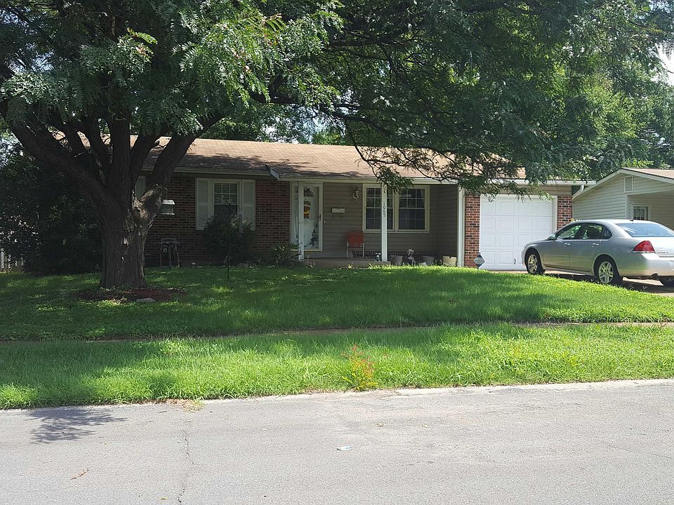 1st image of 1065 Sherman Ln