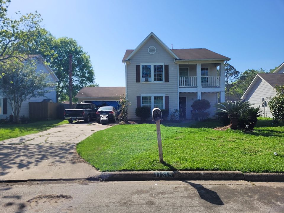 1st image of 17319 Marlin Spike Way