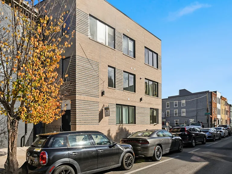 2301 Frankford Ave — Photo 8