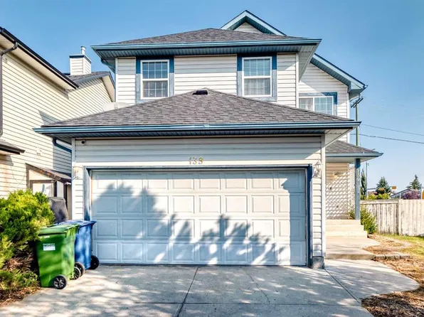 139 Bridlewood Cir SW, Calgary, AB T2Y 3L1