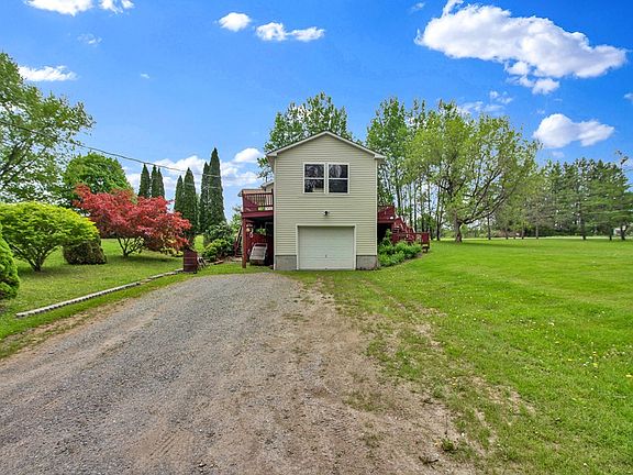 3rd image of 1231 Dutch Hill Rd