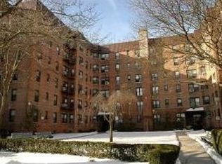 2280 Burnett St APT 2E, Brooklyn, NY 11229